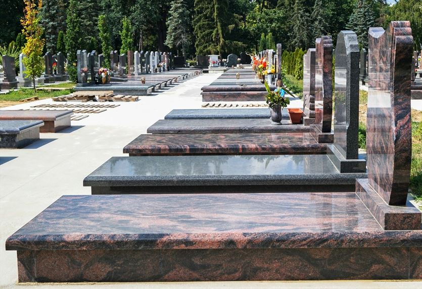 Kamieniarstwo nagrobkowe to nasza specjalność, Kupis Wojciech Kamieniarstwo, Słupsk